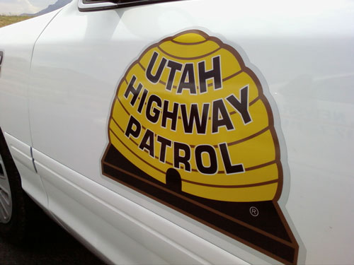 Driver at 'high rate of speed' swerves to avoid spike strips, dies in crash, UHP says