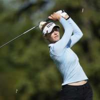 Nelly Korda makes late run of birdies at Liberty National and shares the lead